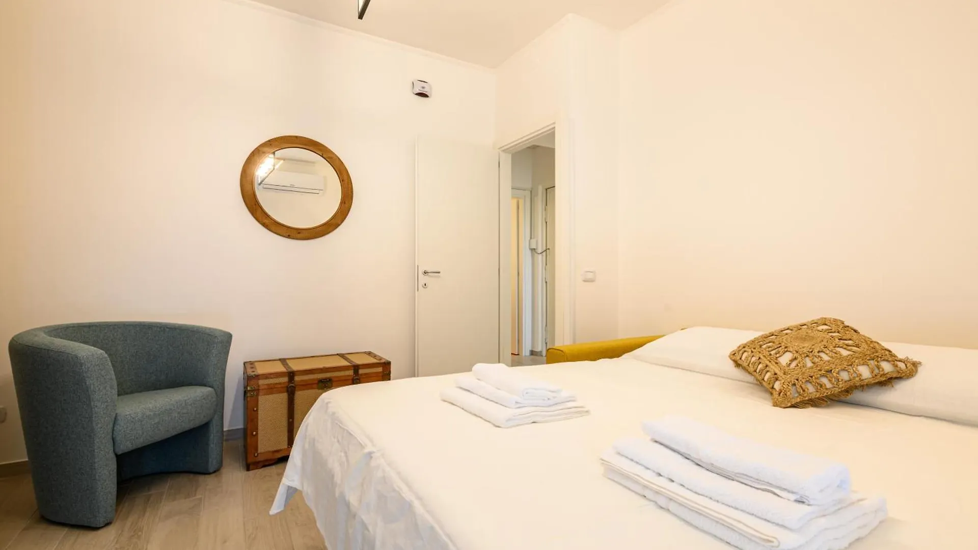 Pulcinella Home - Chic E Comfort In Central City Naples Italy