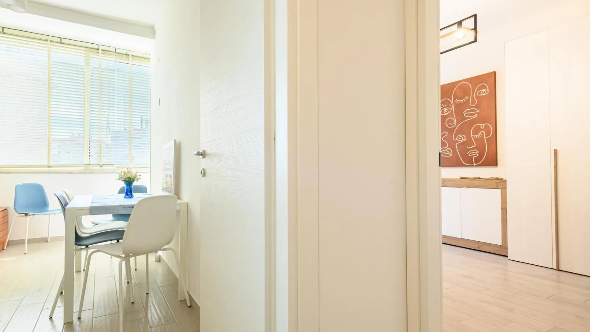 Pulcinella Home - Chic E Comfort In Central City Naples Apartment
